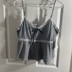 Black and White Sleeveless Crop‎ Tie Front Camisole